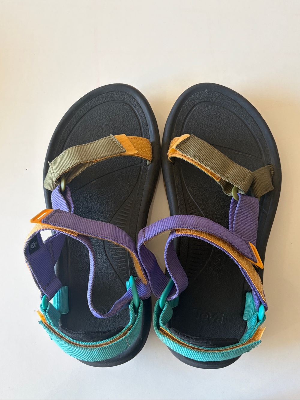 Teva Womens 7 Hurricane XLT2 Sport Sandals 90’s outdoor multi color strap